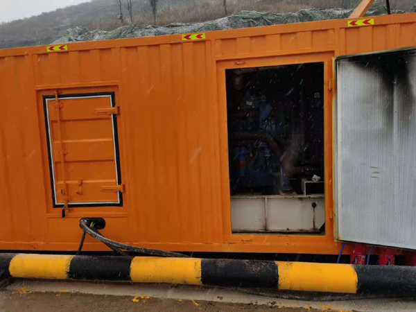 龙凤发电机出租 柴油发电机组电压低报警怎么办？