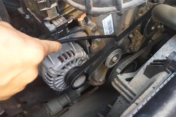 龙凤转速传感器的工作原理是什么?